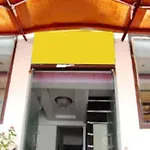 Goroomgo Viren Holiday Home Agra