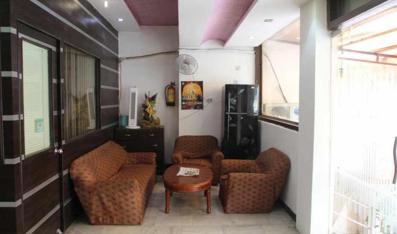 Hotel Goroomgo Viren Holiday Agra Agra (Uttar Pradesh)